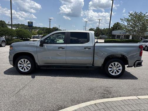 Sterling Gray Metallic 2026 Chevrolet Silverado 1500 Custom