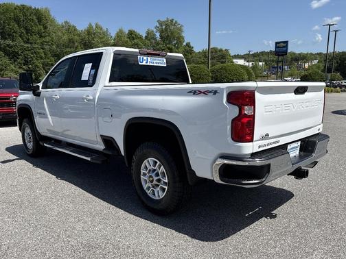 Summit White 2025 Chevrolet Silverado 2500 LT