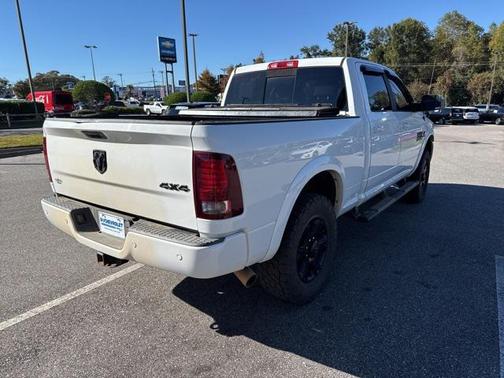 2017 RAM 2500 Laramie Crew Cab 4x4 6'4' Box
