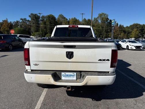2017 RAM 2500 Laramie Crew Cab 4x4 6'4' Box