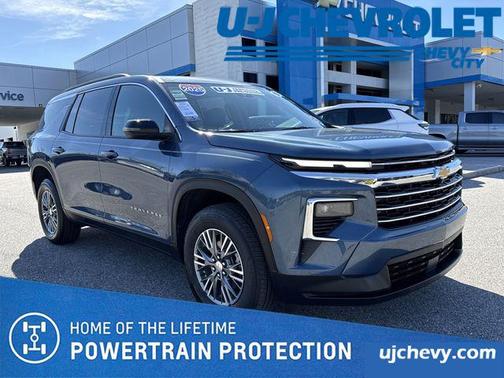 2025 Chevrolet Traverse LT