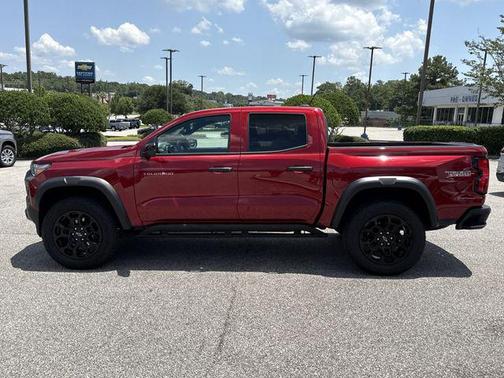 Radiant Red Tintcoat 2026 Chevrolet Colorado Trail Boss