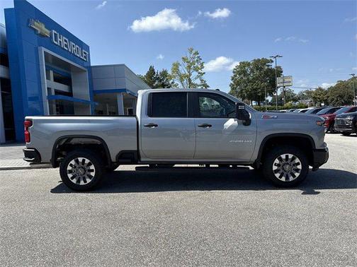 2026 Chevrolet Silverado 2500 Custom