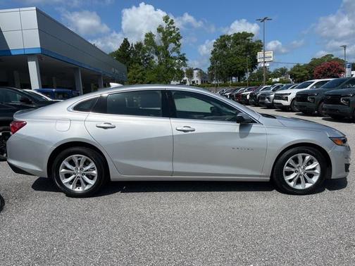 2022 Chevrolet Malibu LT
