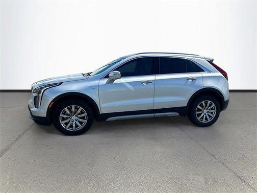 2022 Cadillac XT4 Premium Luxury