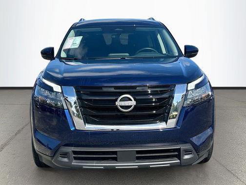 Deep Ocean Blue Pearl 2025 Nissan Pathfinder SV 4WD