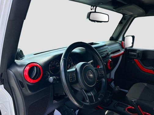 Bright White Clearcoat 2014 Jeep Wrangler Sport
