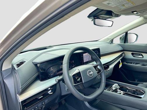 Champagne Silver Metallic 2026 Nissan Murano Platinum