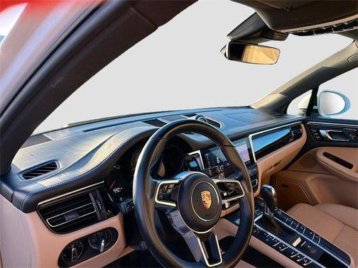 2020 Porsche Macan Base