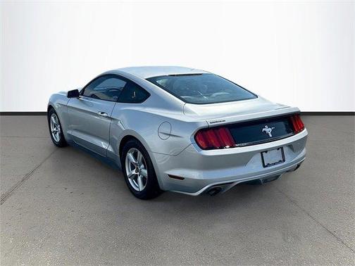 2017 Ford Mustang V6