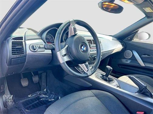 2004 BMW Z4 2.5i Roadster