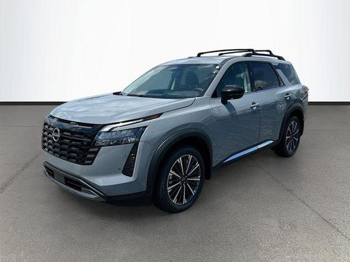 Boulder Gray Pearl 2026 Nissan Pathfinder Platinum