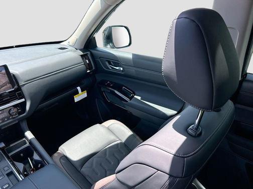 Boulder Gray Pearl 2026 Nissan Pathfinder Platinum