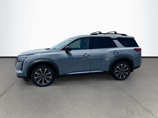 Boulder Gray Pearl 2026 Nissan Pathfinder Platinum