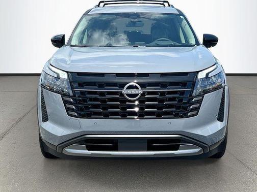 Boulder Gray Pearl 2026 Nissan Pathfinder Platinum