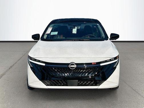 Aspen White/Super Black 2026 Nissan Sentra SR
