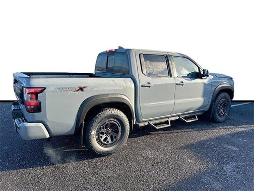 2025 Nissan Frontier PRO-X