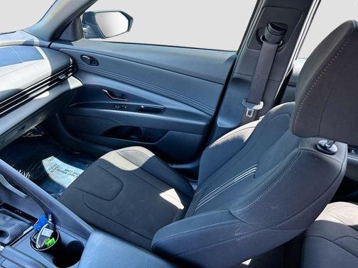 Abyss Black 2025 Hyundai ELANTRA Sport