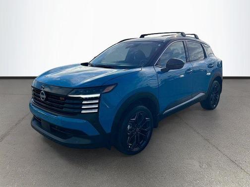 Arctic Ice Blue/Black 2026 Nissan Kicks SR