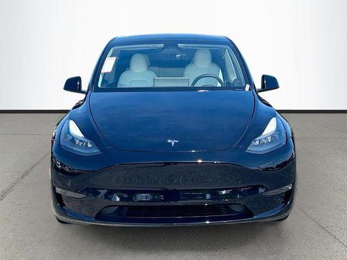 Solid Black 2023 Tesla Model Y Performance Dual Motor All-Wheel Drive