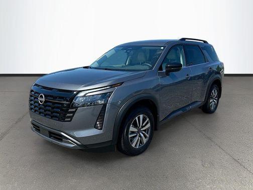 Gun Metallic 2026 Nissan Pathfinder SL