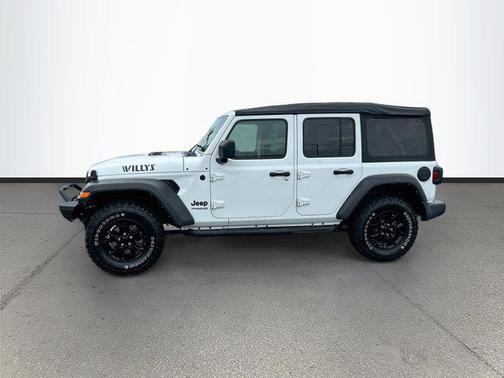 Bright White Clearcoat 2021 Jeep Wrangler Willys