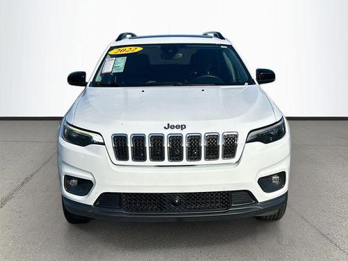 Bright White Clearcoat 2022 Jeep Cherokee Latitude Lux