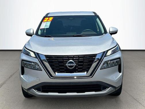 Brilliant Silver Metallic 2023 Nissan Rogue SV