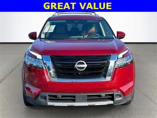 2024 Nissan Pathfinder Platinum