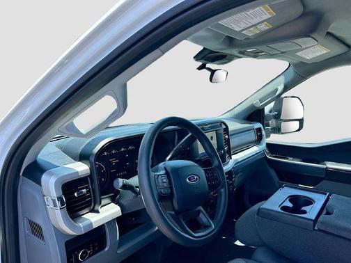 Oxford White 2026 Ford F-350 XLT
