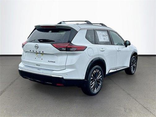 2025 Nissan Rogue Platinum