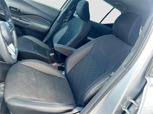 2018 Nissan Kicks S
