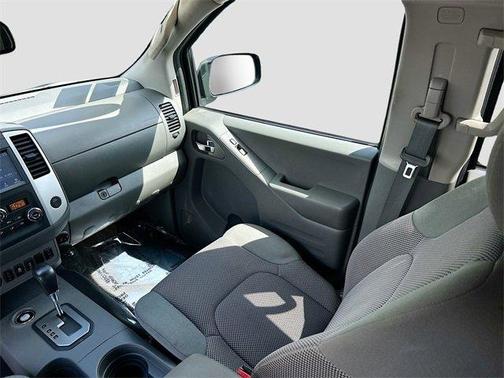 2021 Nissan Frontier SV