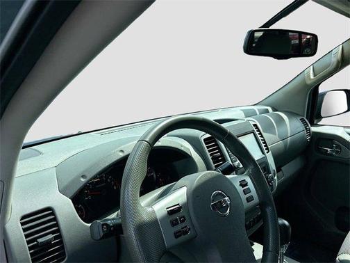 2021 Nissan Frontier SV