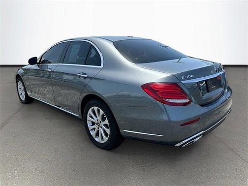 2019 Mercedes-Benz E-Class E 300