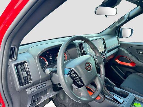 Red Alert 2025 Nissan Frontier PRO-4X