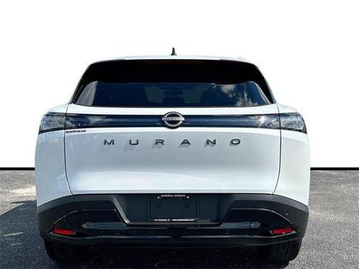 2025 Nissan Murano SV