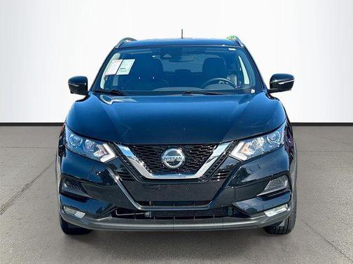 Magnetic Black Pearl 2022 Nissan Rogue Sport SV