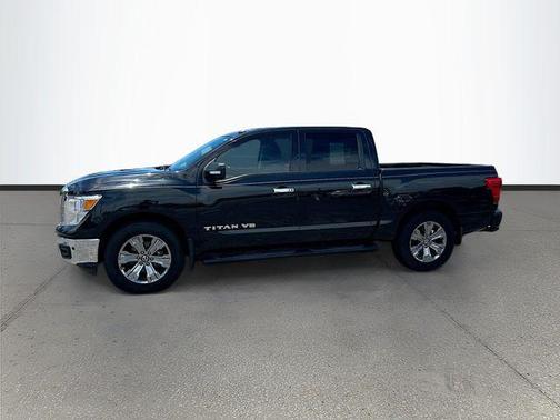 Magnetic Black Metallic 2019 Nissan Titan SV