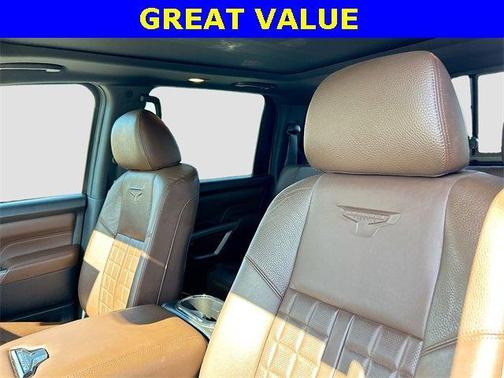 2021 Nissan Titan Platinum Reserve