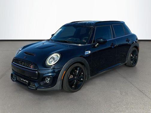 MINI Yours Enigmatic Black Metallic 2020 MINI Hardtop Cooper S