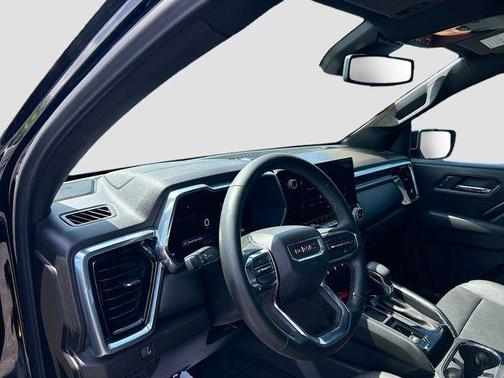 Onyx Black 2025 GMC Canyon Elevation