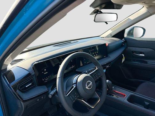 Arctic Ice Blue/Black 2026 Nissan Kicks SR