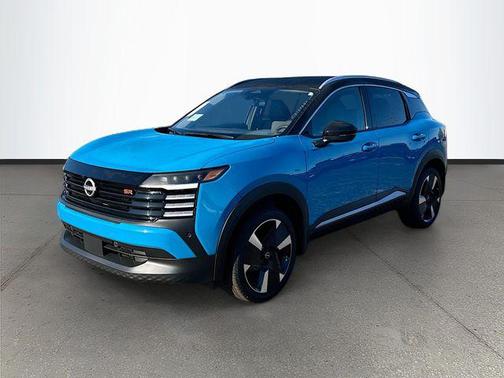 Arctic Ice Blue/Black 2026 Nissan Kicks SR