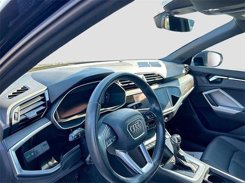 2022 Audi Q3 40 Premium