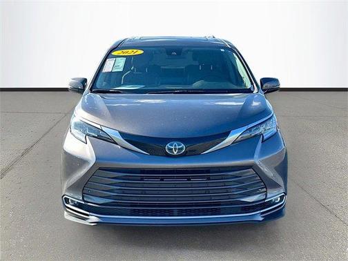 2021 Toyota Sienna Limited