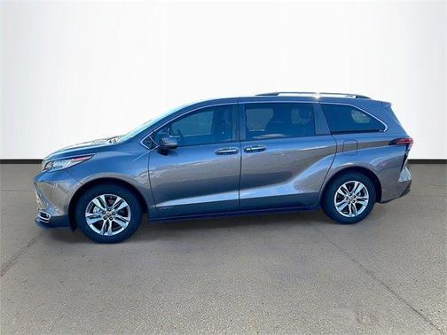 2021 Toyota Sienna Limited