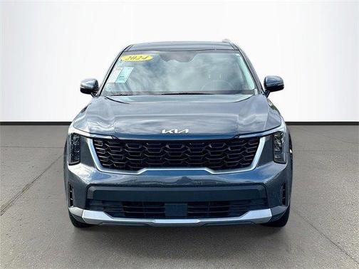 2024 Kia Sorento LX