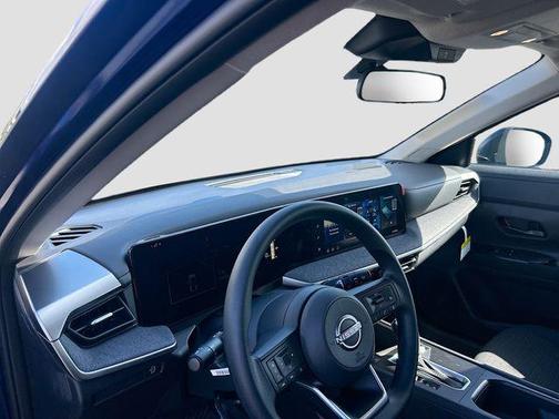 Deep Blue Pearl 2026 Nissan Kicks S