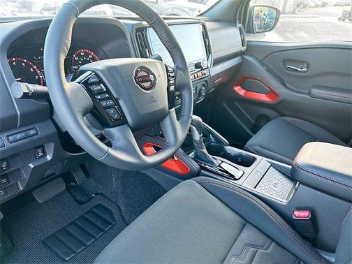 2025 Nissan Frontier PRO-X